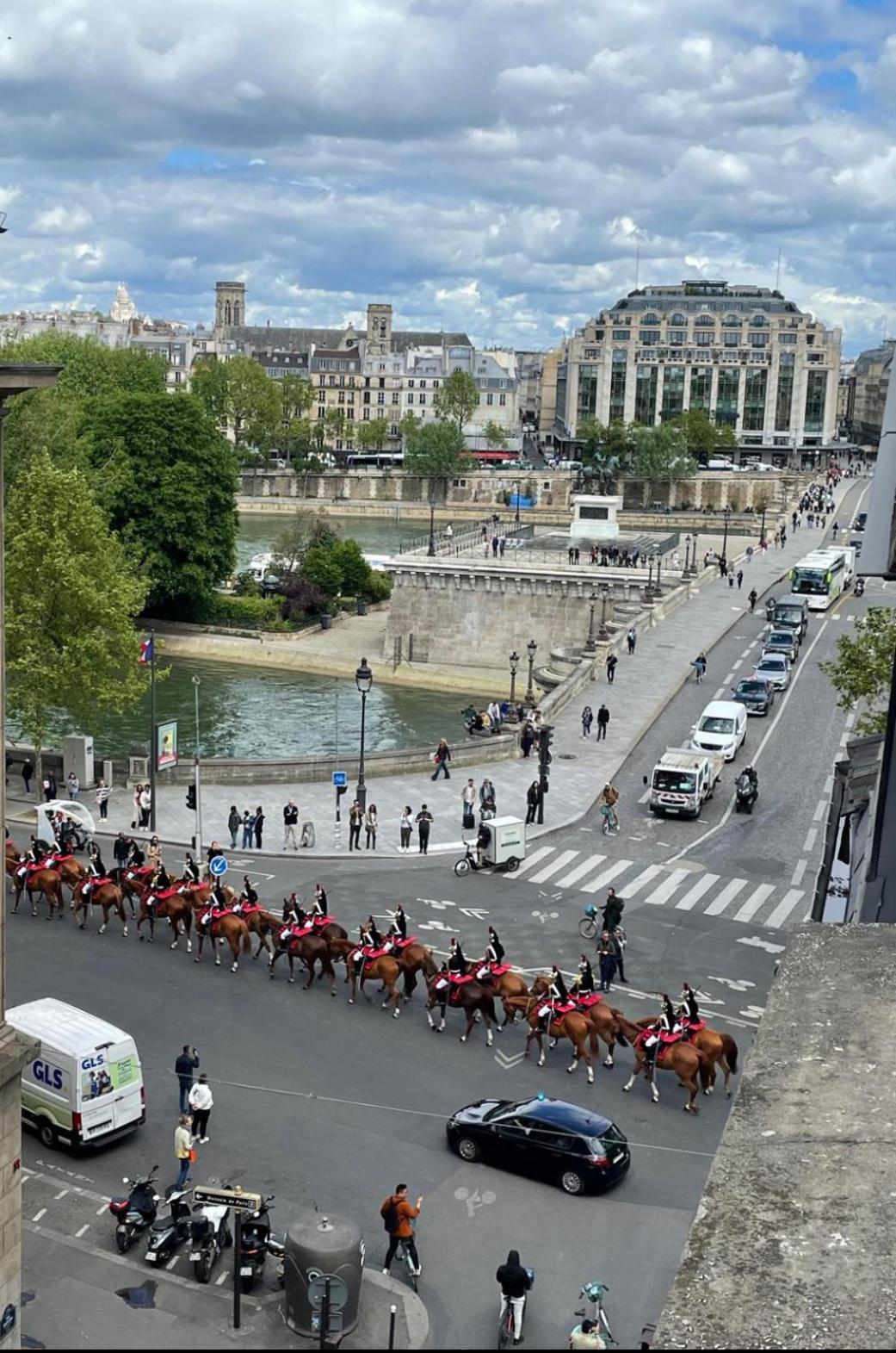 Vue Sur La Seine Parijs